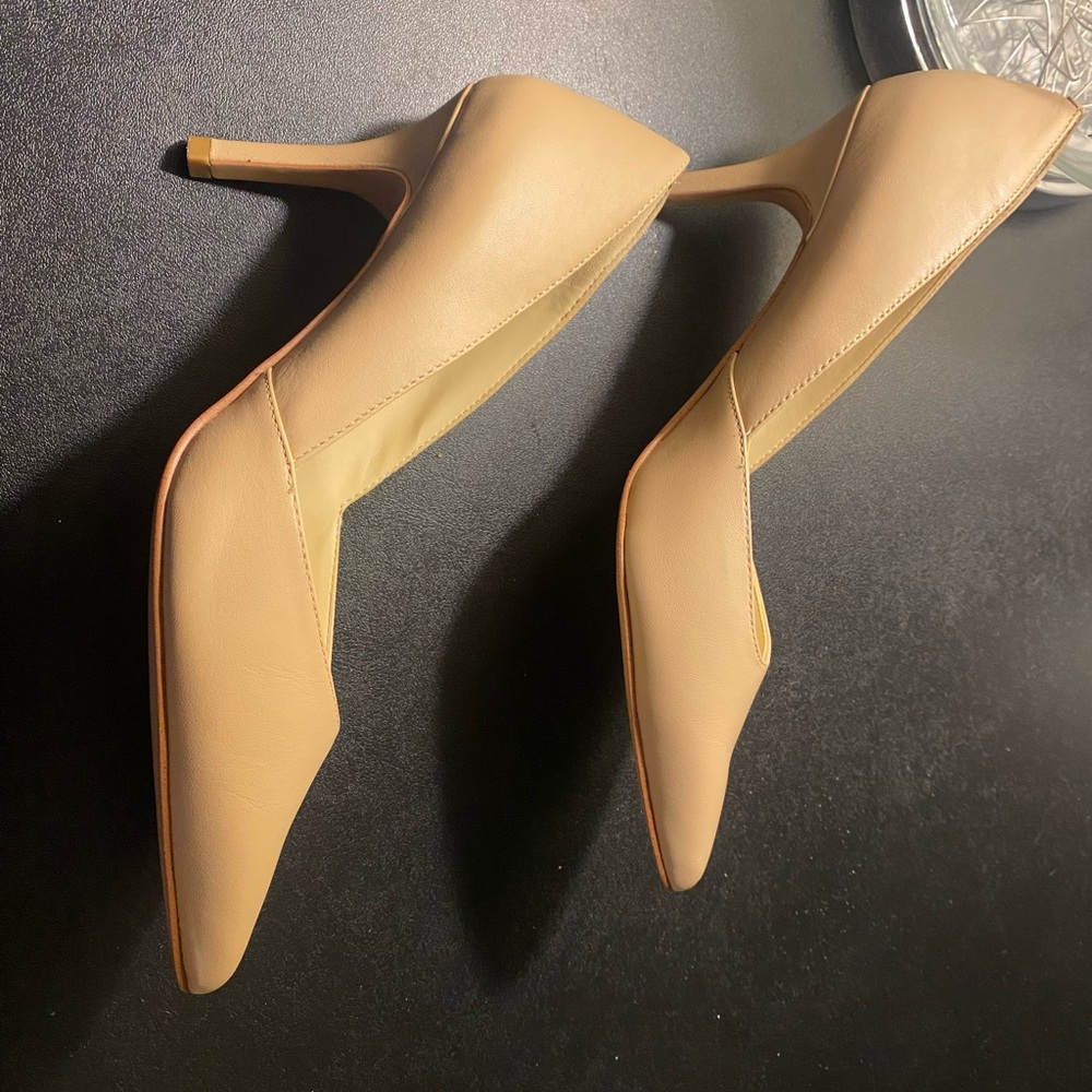 Marc Fisher Nude Heels size 8